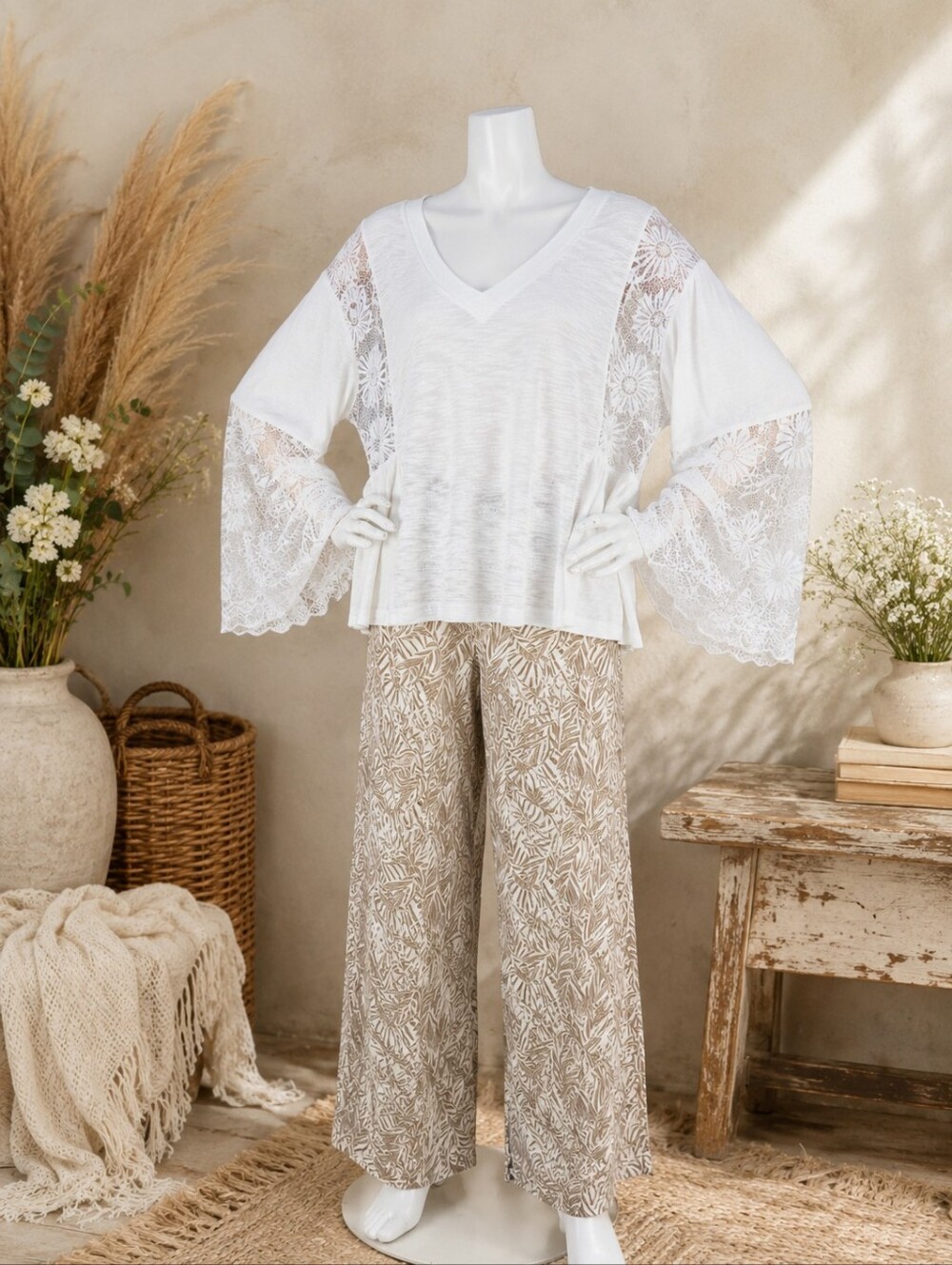 POL Ivory Lace Bell Sleeve Textured Knit Top Large NWT